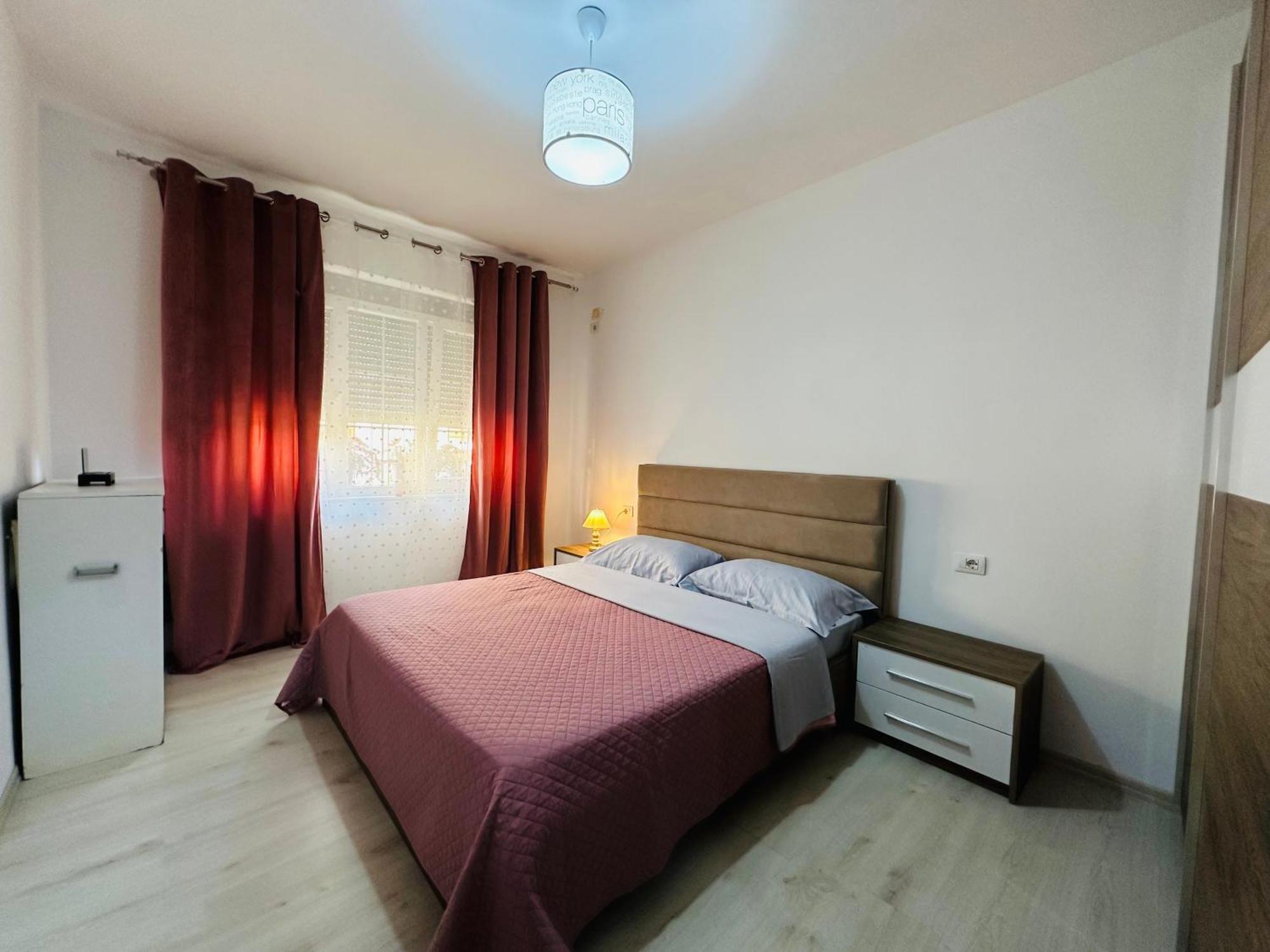 Grace'S Centre Apartment Shkodër Exteriör bild